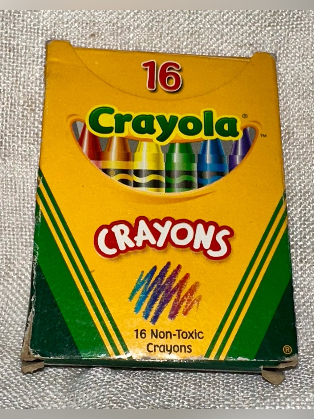 Vintage 2003 Crayola 15 Ct Box Binney Smith Y2K School Supply Art Collectible